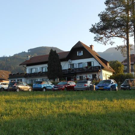 Pension Gierlinger Aflenz Kurort ภายนอก รูปภาพ