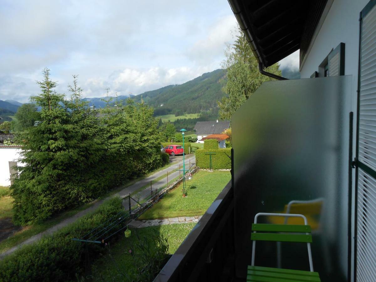 Pension Gierlinger Aflenz Kurort ภายนอก รูปภาพ