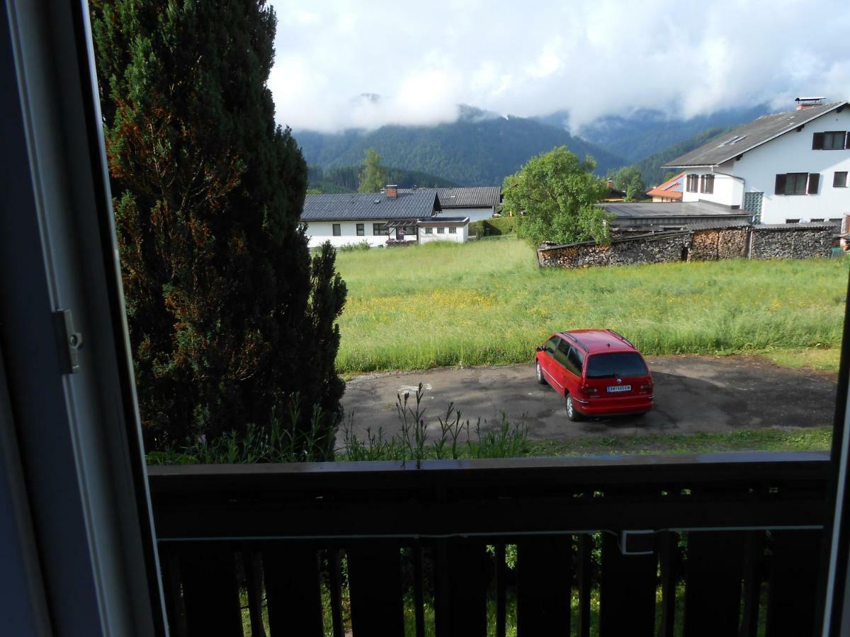 Pension Gierlinger Aflenz Kurort ภายนอก รูปภาพ