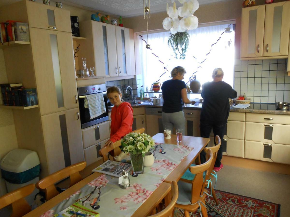 Pension Gierlinger Aflenz Kurort ภายนอก รูปภาพ